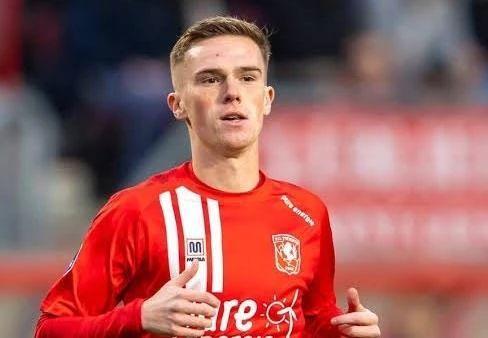 比赛一开始 比赛一开始